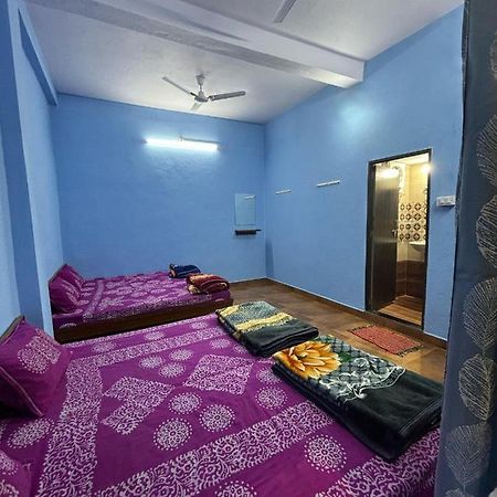Hotel Shri Kunj ウッジャイン エクステリア 写真
